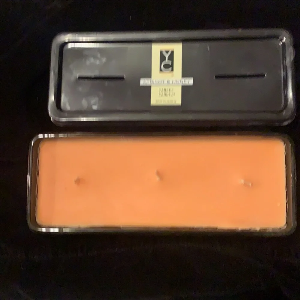Rare Yankee Candle Apricot & Honey 3 Wick Candle new - Picture 4 of 4